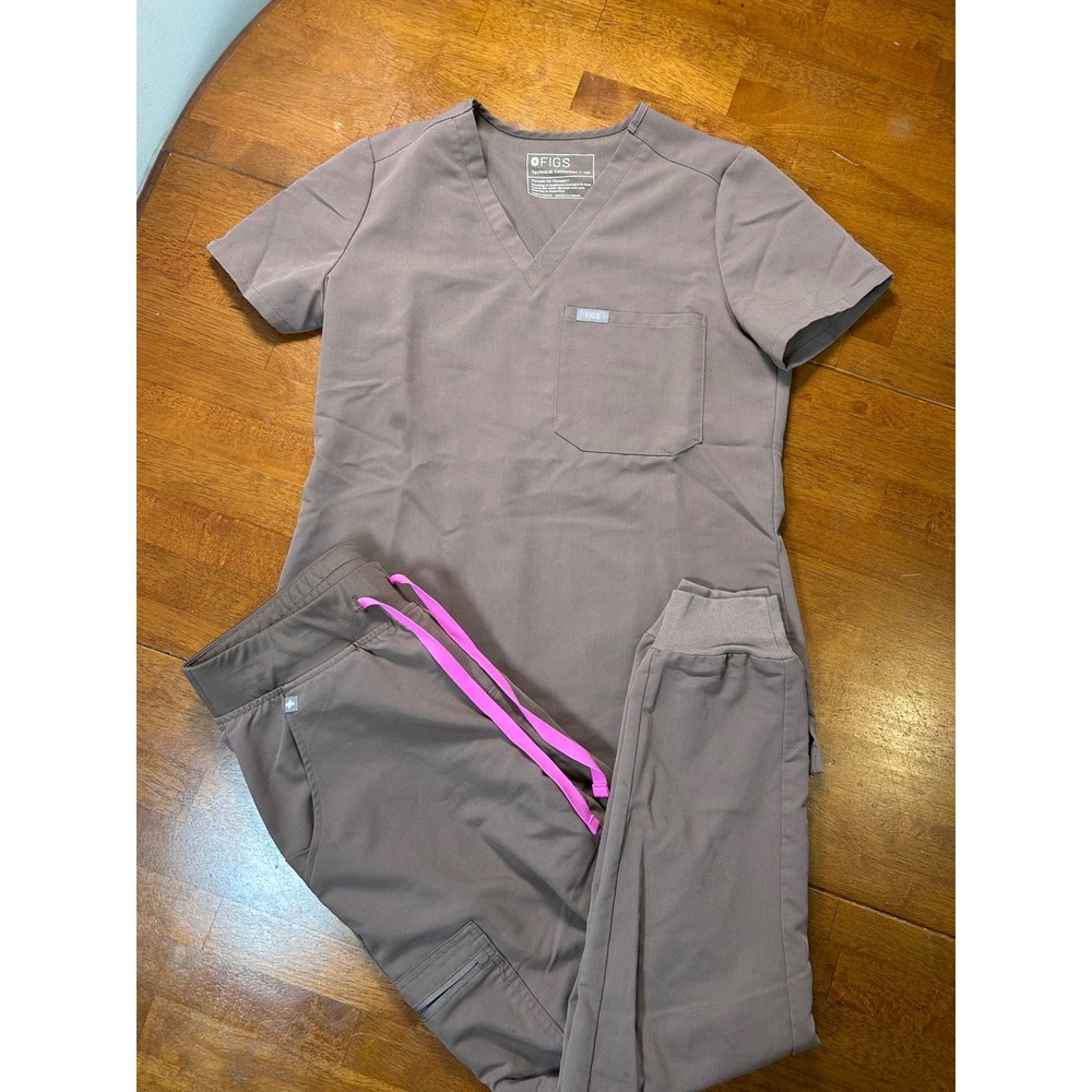 Figs Technical Collection Scrub Set Women XS Mauve V-Neck Jogger Pockets